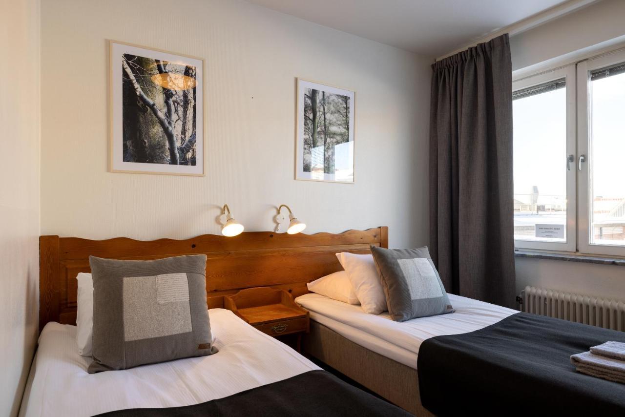 Hotel Bishops Arms Mora Extérieur photo