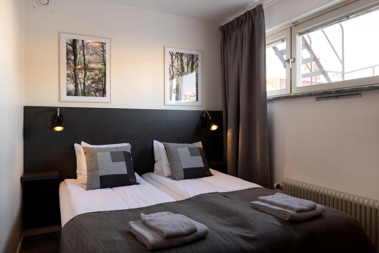 Hotel Bishops Arms Mora Extérieur photo