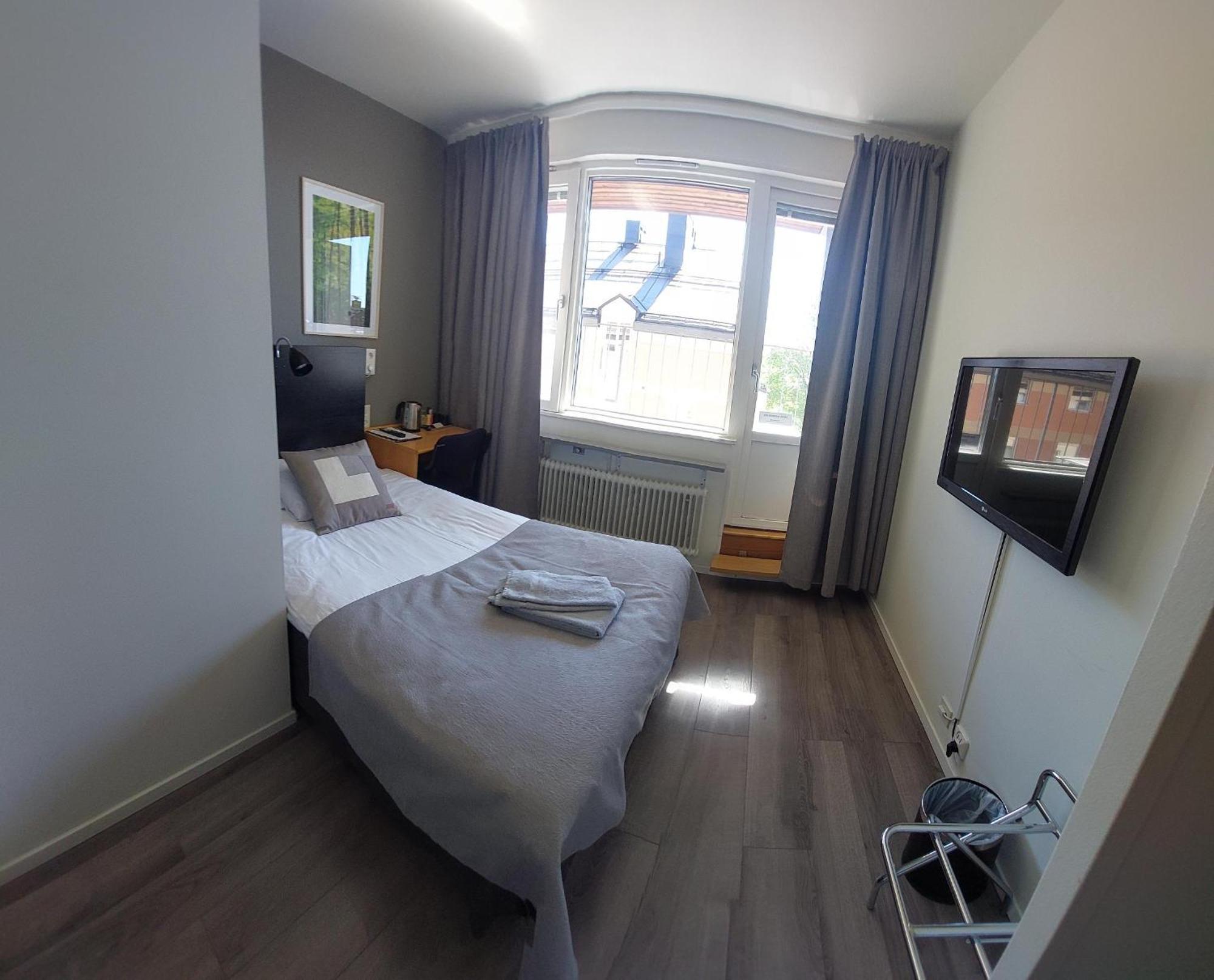 Hotel Bishops Arms Mora Chambre photo